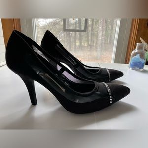 Nice black Dana Bachman dress heels